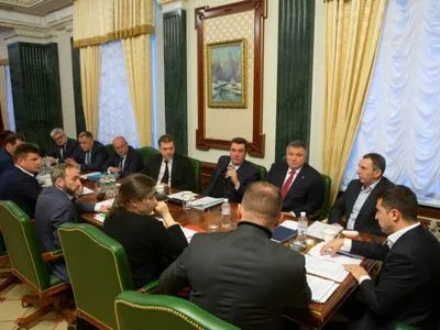 Зеленский собрал совещание по подготовке к встрече "нормандской четверки": детали