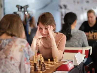 Сестры Музычук провели очную шахматную встречу на Гран-При Монако