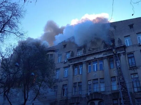 Пожежа у коледжі в Одесі: відкрито кримінальне провадженя