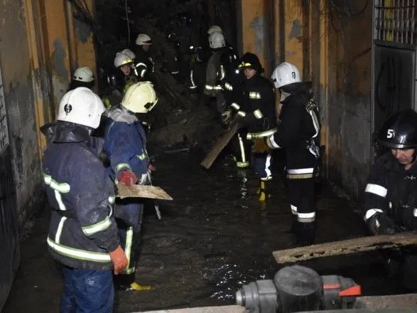 Пожар в Одессе: опознали уже двух погибших, найденных под завалами