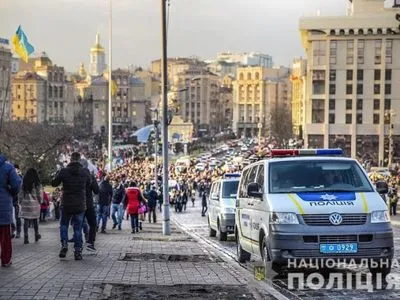 В воскресном митинге на Майдане участвовало около 8 тысяч человек - МВД