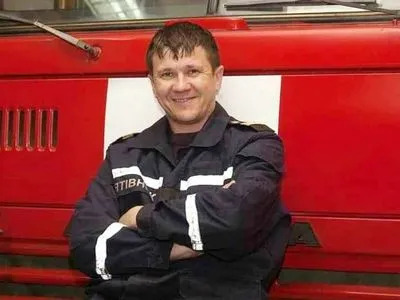 Спасателя, который погиб во время пожара в одесском колледже, наградят государственной наградой