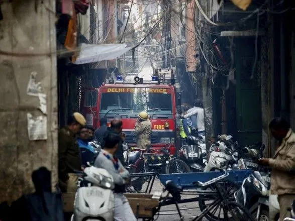 Пожар на фабрике в Индии: погибли по меньшей мере 43 человека