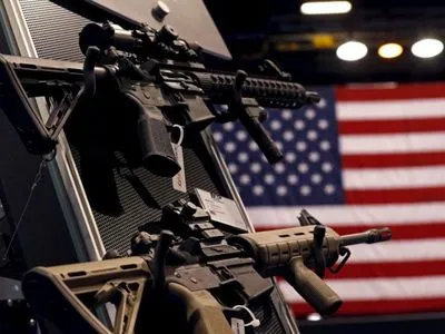 США остаются лидером продажи оружия в мире - отчет SIPRI