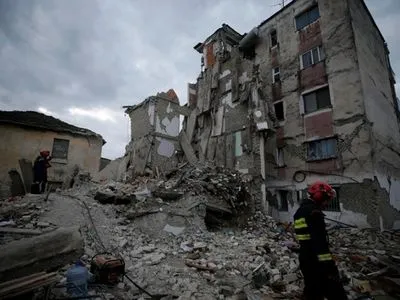 В Албании возобновили работу школ после землетрясений