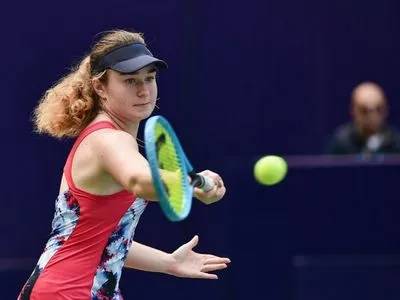 Дві українські тенісистки стартували з перемог на турнірі в Дубаї