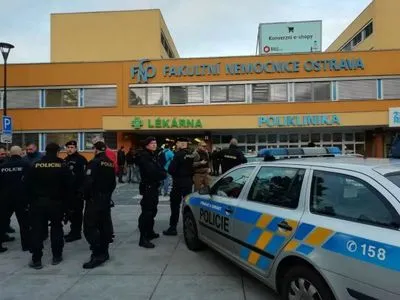 У Чехії невідомий почав стрілянину в університетській лікарні: 4 загиблих, 2 поранених