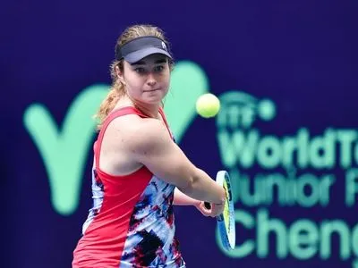 Победа над россиянкой вывела 17-летнюю украинскую теннисистку в 1/4 финала турнира в Дубае