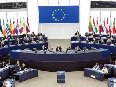 Дипломат з Угорщини вів трансляцію в Twitter із засідання Ради ЄС