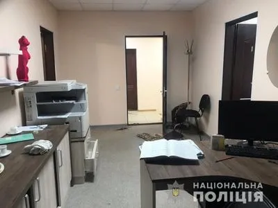 В Николаевской области трое неизвестных в масках связали сторожа и устроили погром в сельсовете