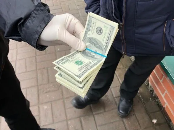 Во Львове задержали полицейского и его брата за вымогательство денег от студентов