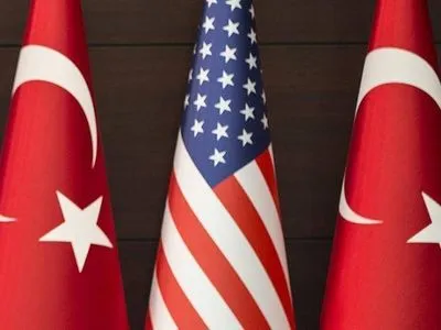Эрдоган угрожает закрыть базу США в случае введения санкций против Турции