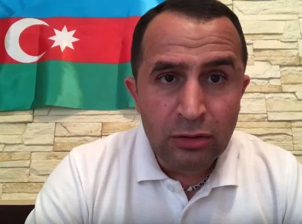 do-azerbaydzhanu-z-ukrayini-deportuvali-opozitsiiynogo-blogera