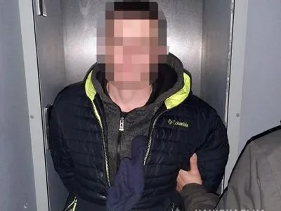 У Києві затримали клофелінщика, який пограбував на вокзалі чоловіка
