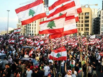 Сутички між демонстрантами та силовиками у Лівані: десятки постраждалих