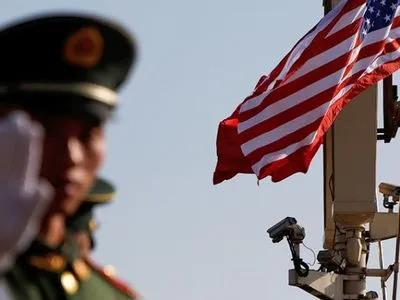Китай тимчасово відклав підвищення мит на товари з США