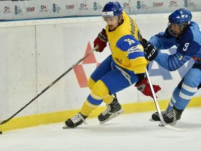 Серия буллитов помогла Украине получить вторую победу на ЧМ по хоккею