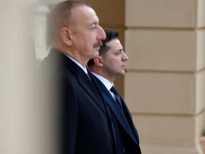 В Баку началась встреча президентов Украины и Азербайджана