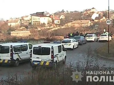 В Киеве опознали труп женщины у озера, открыто уголовное производство