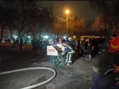 У Києві загинули двоє осіб під час пожежі у багатоповерхівці