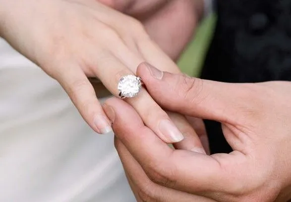 Украинцы в этом году женились в шесть раз больше, чем расставались - Минюст