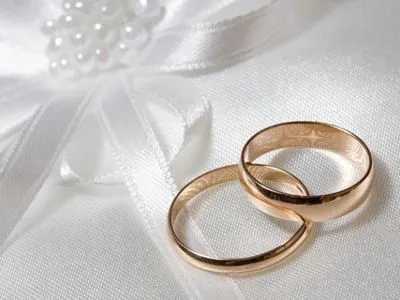 Украинцы в этом году женились в шесть раз чаще, чем разводились