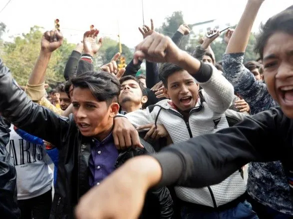 В Индии в результате протестов погибли 11 человек