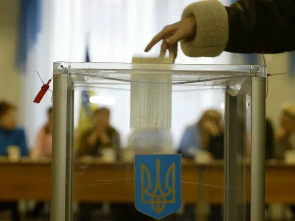 В Україні стартували перші місцеві вибори у 86 ОТГ