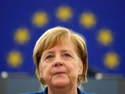 Меркель випередила Аденауера за тривалістю перебування на посаді канцлера ФРН
