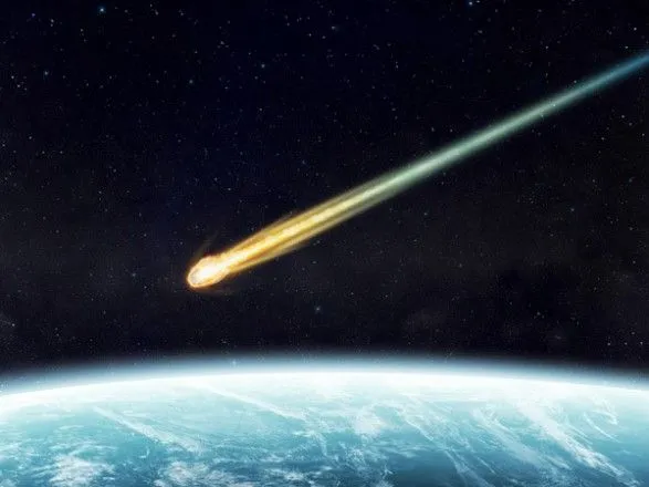 В российский спутник попал метеорит