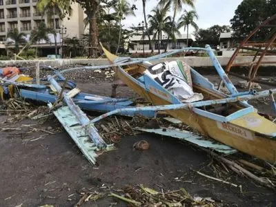 Кількість загиблих через тайфун на Філіппінах зросла до 20