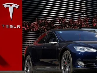 До Нового года Tesla начнет продажи своих "китайских" автомобилей