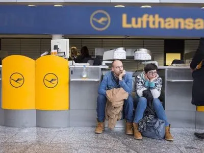 Працівники Lufthansa анонсували проведення нового страйку до кінця 2019 року