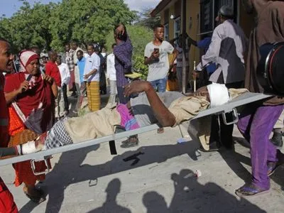 Понад 90 людей загинули під час теракту в Сомалі