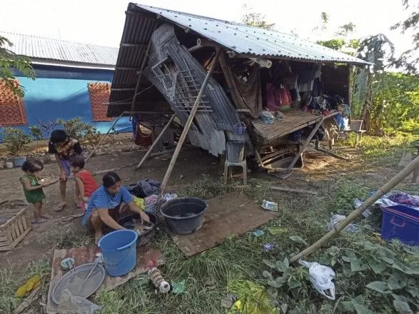 Число жертв тайфуна "Фанфон" на Филиппинах возросло до 47 человек