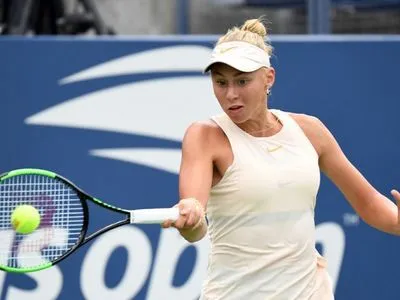 Українська тенісистка провела перший поєдинок після травми коліна