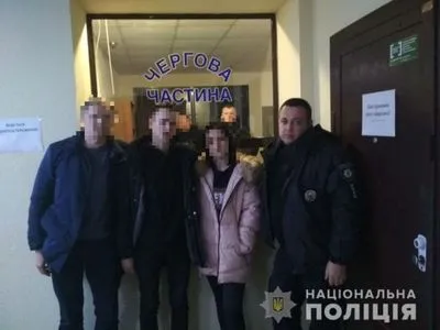 Столичних підлітків, які втекли з дому з грошима, знайшли на Одещині