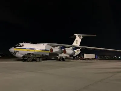 Борт с украинскими специалистами готовится к вылету в Тегеран - ОП