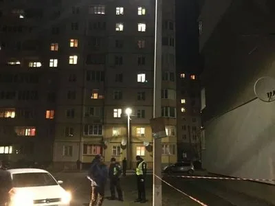 Под Киевом женщину ранили выстрелом, вероятно, из арбалета