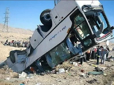 Нова катастрофа в Ірані: ДТП забрала життя щонайменше 20 осіб