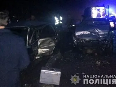В Хмельницкой области в результате столкновения двух легковушек пострадали три человека