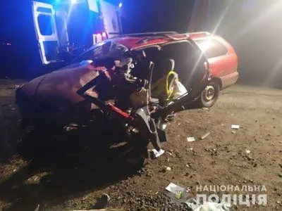 В Николаевской области в результате столкновения с грузовиком погиб водитель легковушки