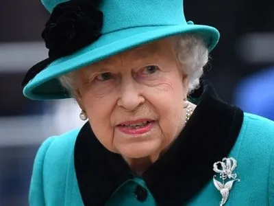 Елизавета II выразила соболезнования по поводу катастрофы самолета МАУ