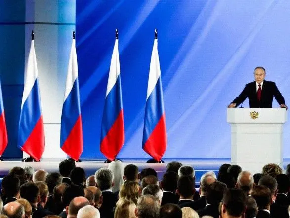 Путін запропонував передати парламенту частину повноважень президента Росії