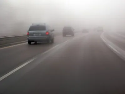 Водителей предупредили о тумане и гололедице