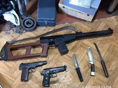 На Рівненщині викрили підпільних цех з виробництва зброї