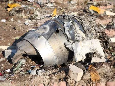 Офіс Генпрокурора наполягає на передачі Україні "чорних скриньок" зі збитого літака МАУ