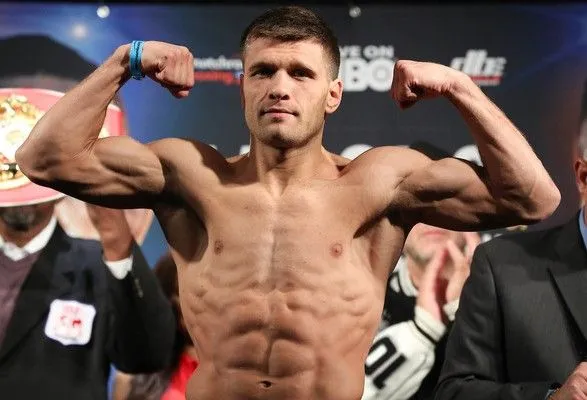 Український боксер очолив рейтинг WBC у середній вазі