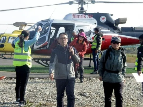 Семь туристов пропали в Гималаях из-за лавины