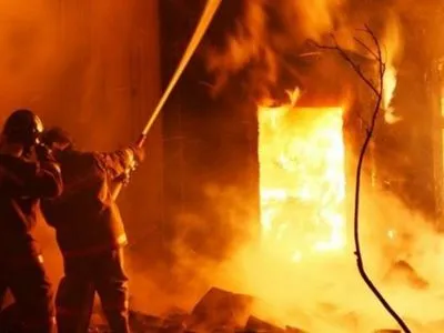 В Киеве горела многоэтажка, есть пострадавшая